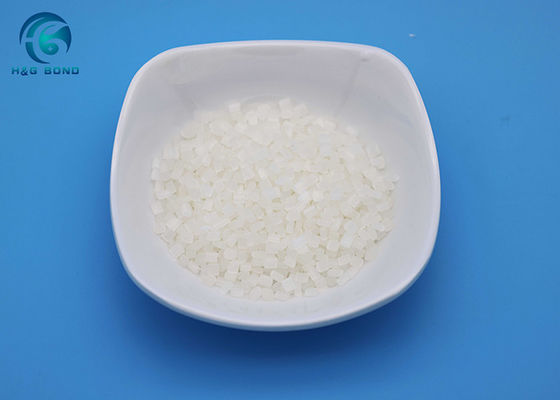 Polymère de polypropylène fonctionnalisé d'anhydride maléique comme reliure pour des feuilles de barrière